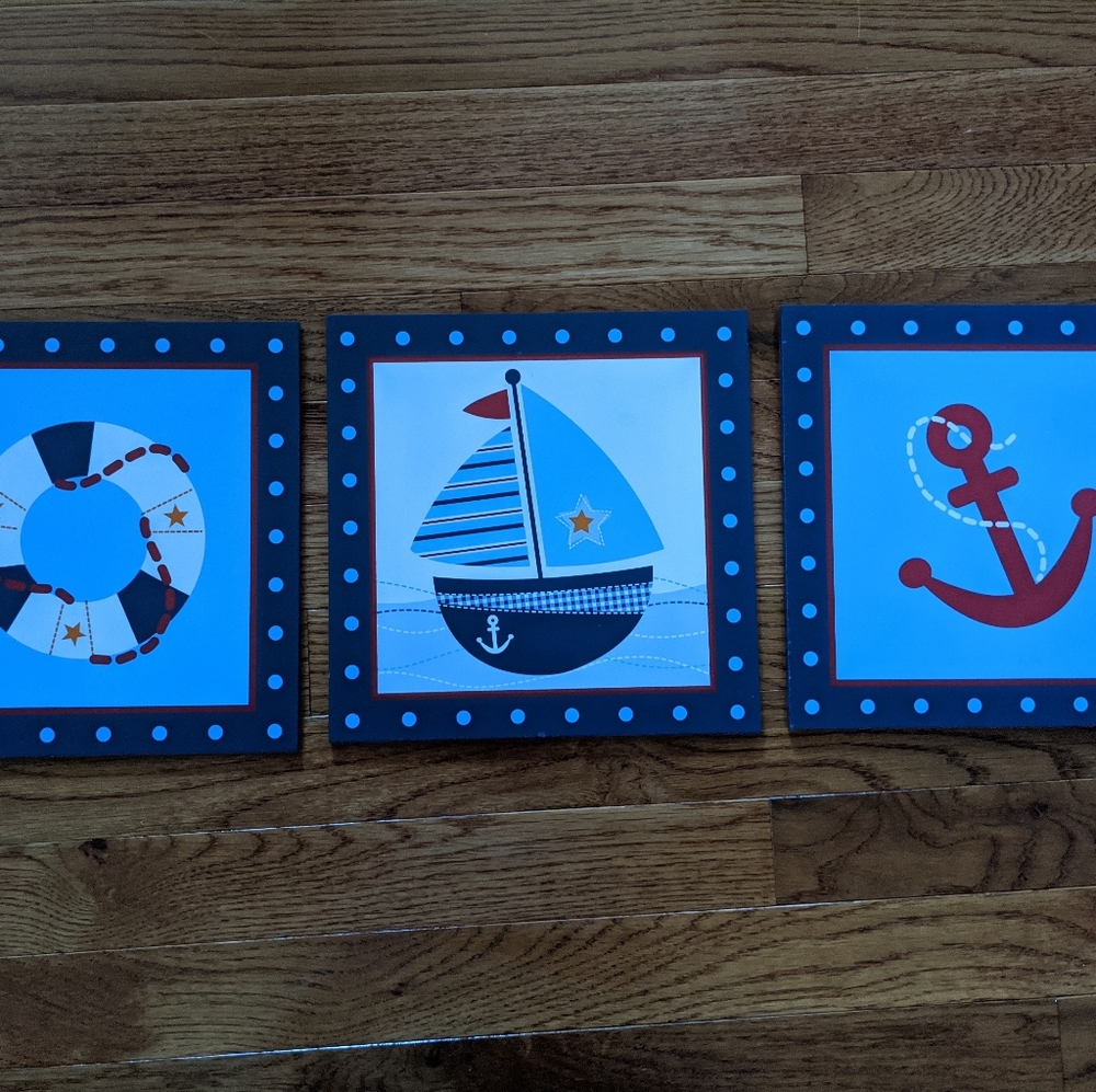 Nautical themed wall decor